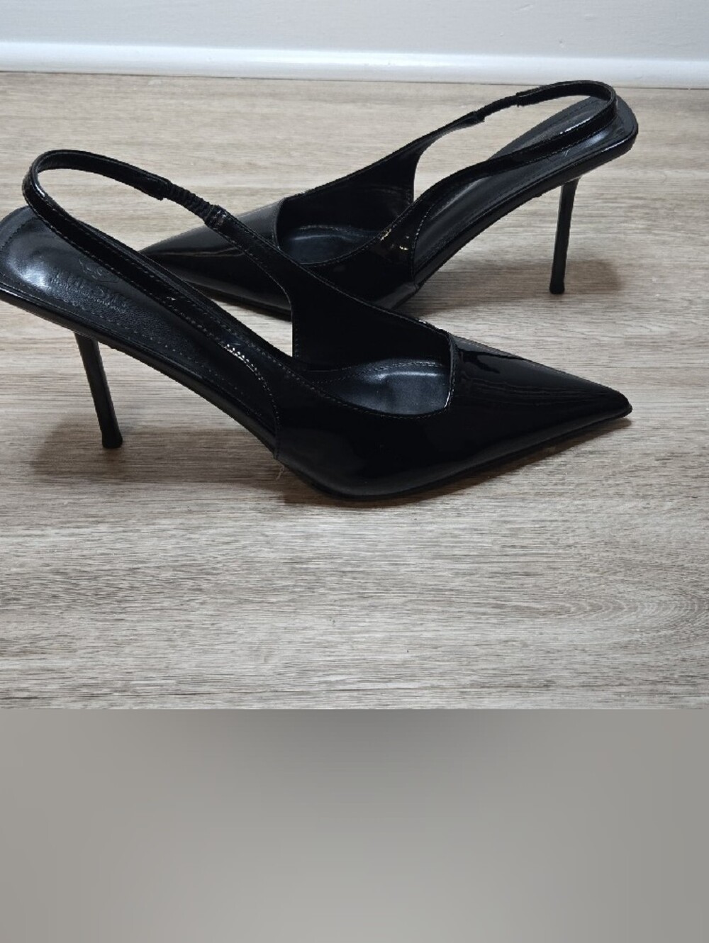 Black Patent Slingback Pointed-Toe Stiletto Pumps - Picture 5 of 8